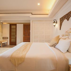 Terracotta Prime Suite